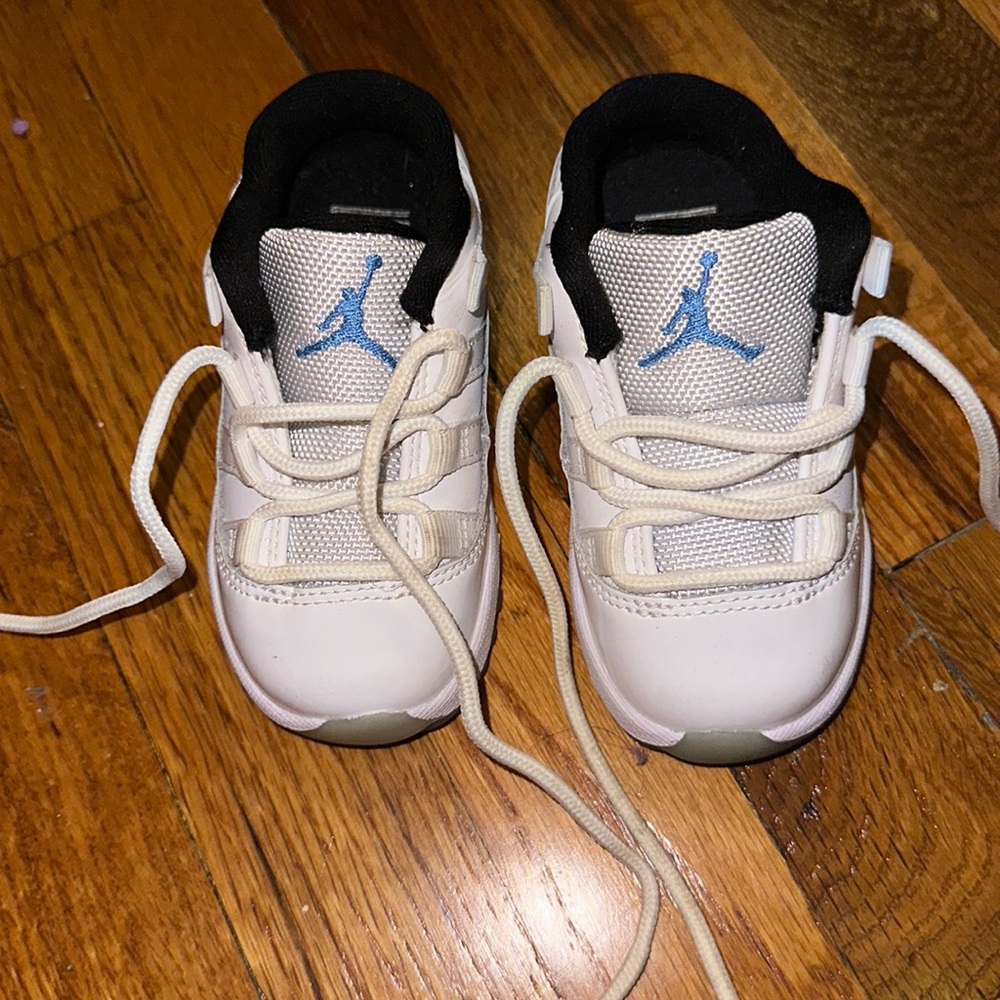 Jordan 11